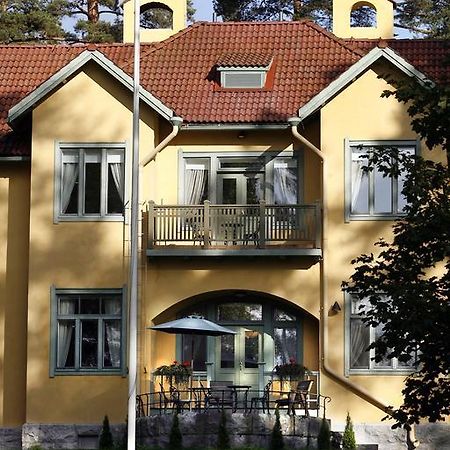 Villa Urhola, Kruunupuisto بونكاهاريو المظهر الخارجي الصورة